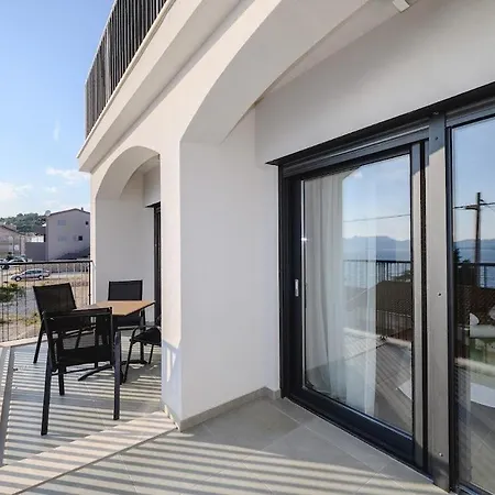 Sunset Apartment Komarna